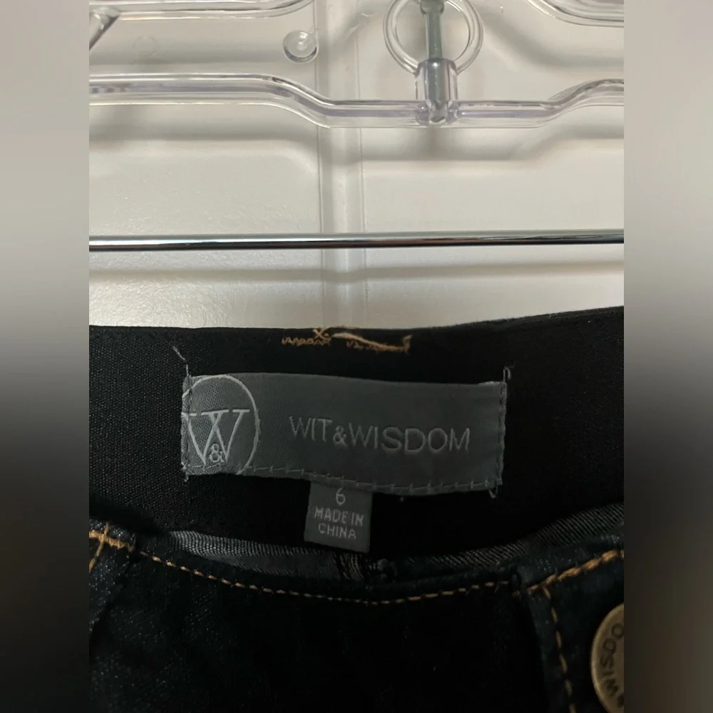 Wit & Wisdom denim shorts size 6 NWT
